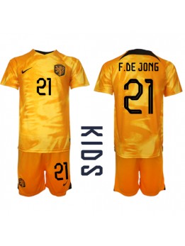 Nederländerna Frenkie de Jong #21 Replika Hemmakläder Barn VM 2022 Kortärmad (+ byxor)